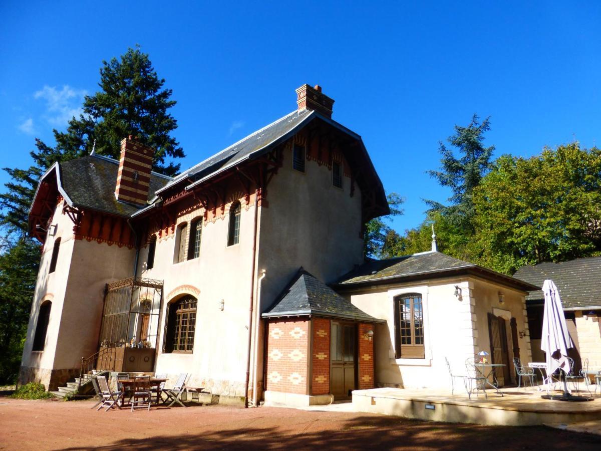 Le Manoir Sur La Roche, 74, Impasse Du Manoir, 71520 Navour Sur Grosne D121 Acomodação com café da manhã Clermain Exterior foto