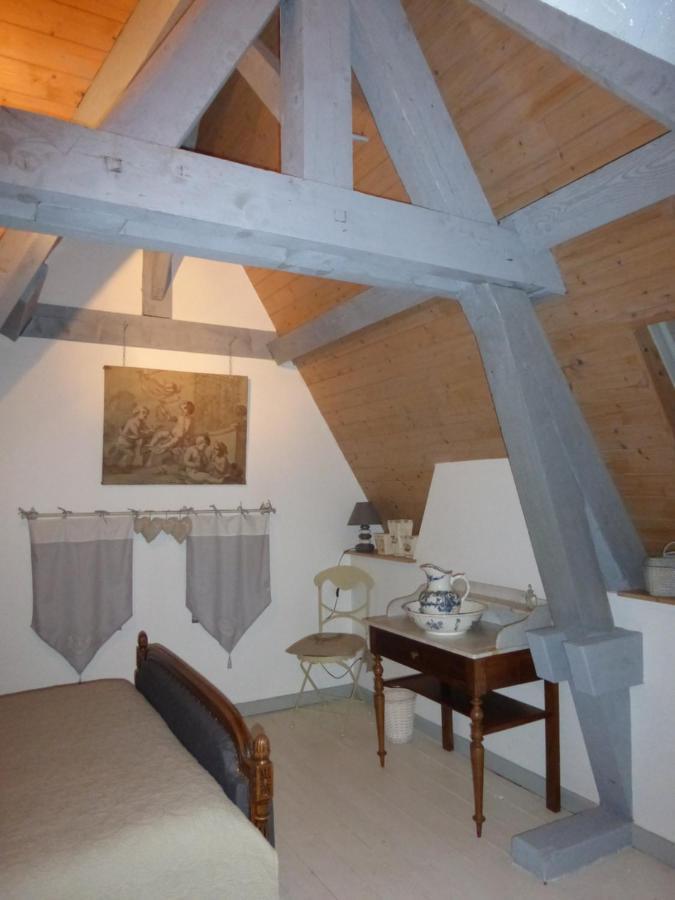 Le Manoir Sur La Roche, 74, Impasse Du Manoir, 71520 Navour Sur Grosne D121 Acomodação com café da manhã Clermain Exterior foto